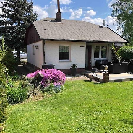 Gemuetlicher Bungalow In Cottbus - Sielow Ngoại thất bức ảnh