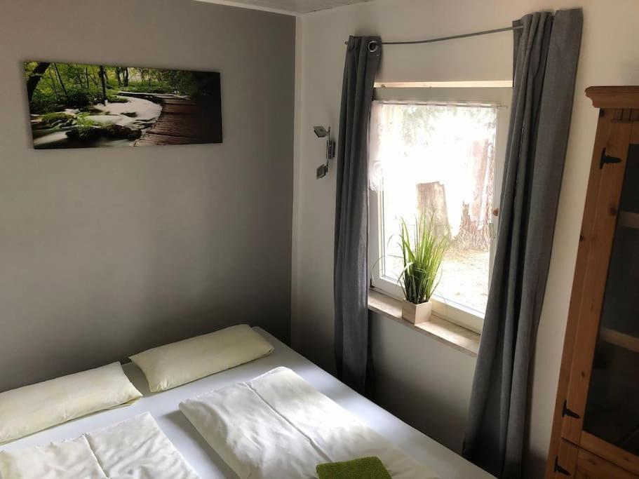 Gemuetlicher Bungalow In Cottbus - Sielow Ngoại thất bức ảnh