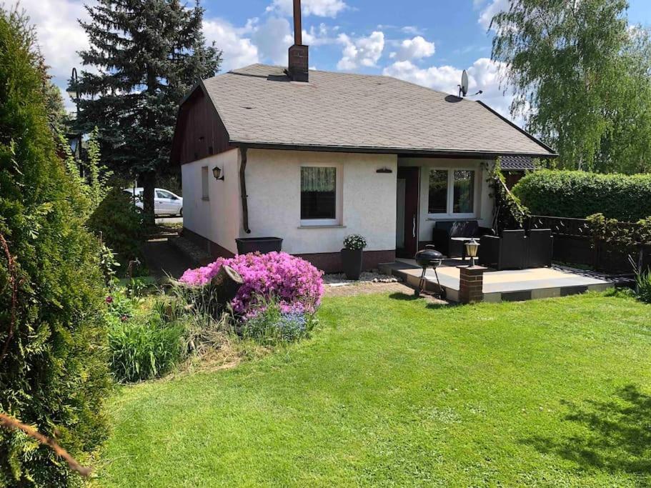 Gemuetlicher Bungalow In Cottbus - Sielow Ngoại thất bức ảnh